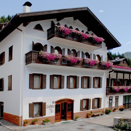 Hotel Cadore Haus Auronzo di Cadore Esterno foto